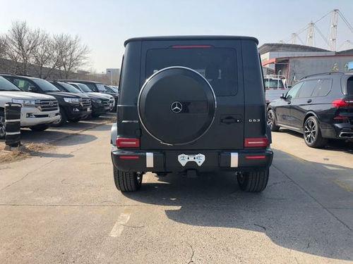 天津奔驰女网红被抓,揭秘事件背后真相